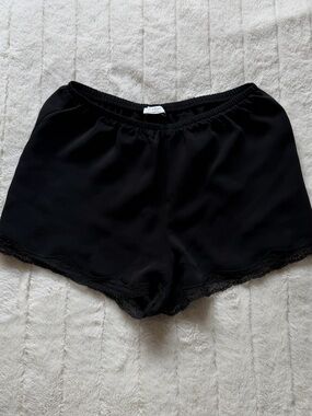 Aritzia Wilfred Thierry Shorts